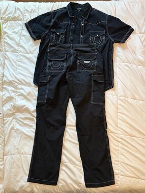 Black True Religion Contrast-Stitch & Cargo Pants Set Short-Sleeve